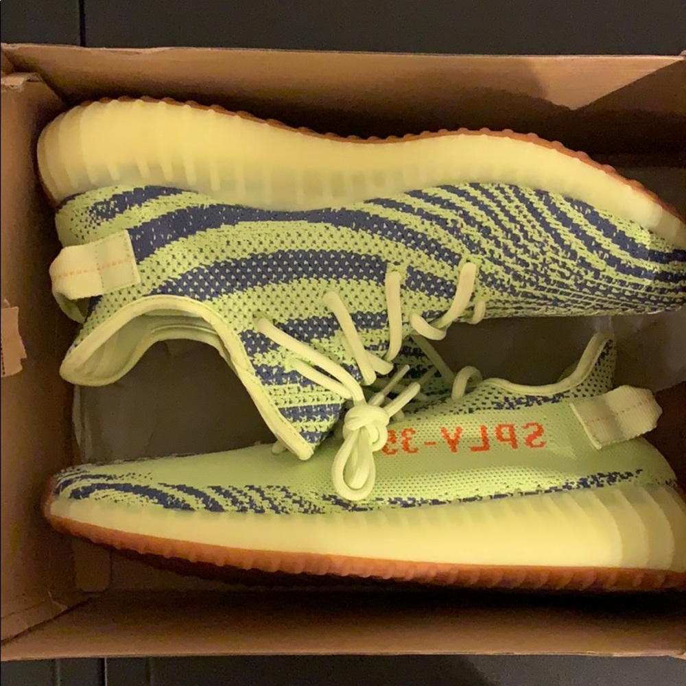 Semi Frozen Yeezy Boost 350